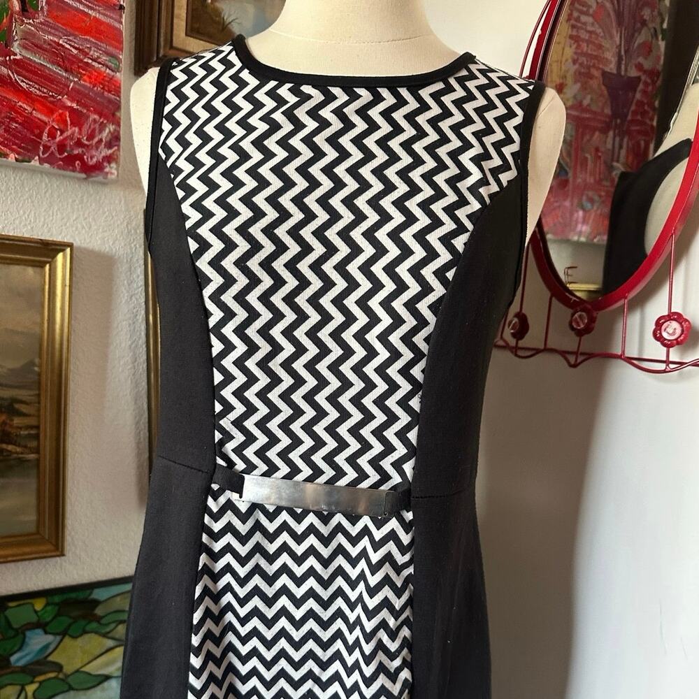 Intriguing Threads Black White Zig Zag Midi Dress - image 2
